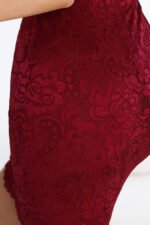 316-12 Lace fitted dress with short sleeves and a neckline - burgundy-8