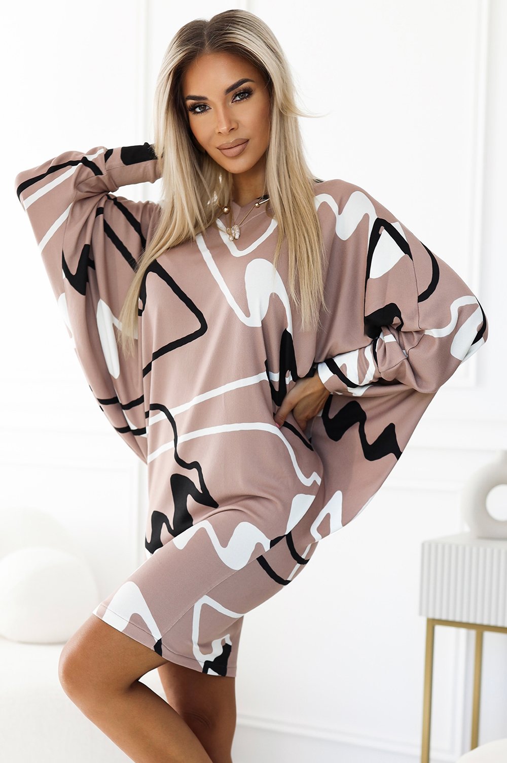 402-8 Batwing sleeveless comfortable dress with a neckline - beige with a black and white pattern-1 402-8 Batwing sleeveless comfortable dress with a neckline - beige with a black and white pattern-1