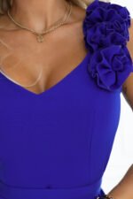 643-8 Elegant evening maxi dress with a slit and roses - cornflower blue-10
