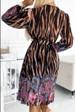 515-1 Pleated dress with a neckline, long sleeves and a tie at the waist - tiger pattern + pink flowers-4